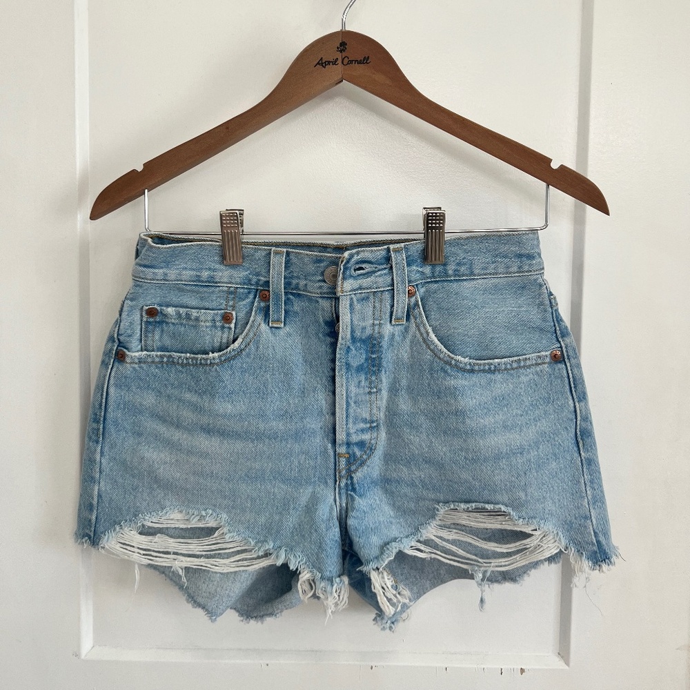 Levi's Women's 501 Original Shorts - Size 26 - Light Blue - Brand New